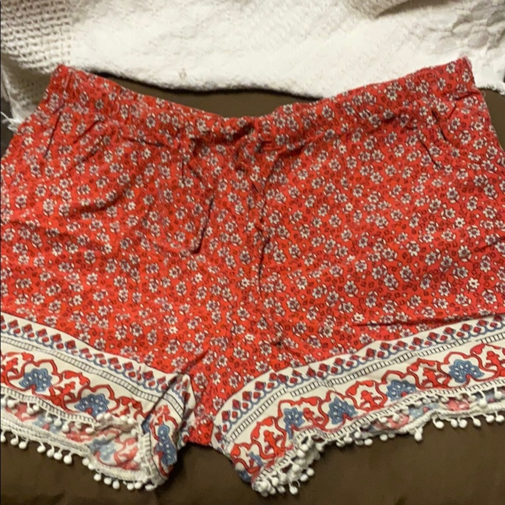 Loose shorts